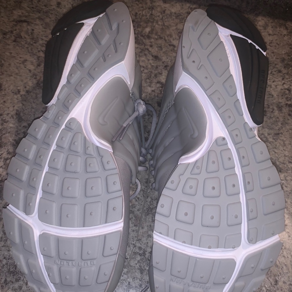 New! Nike Men’s Presto - Picture 3 of 3